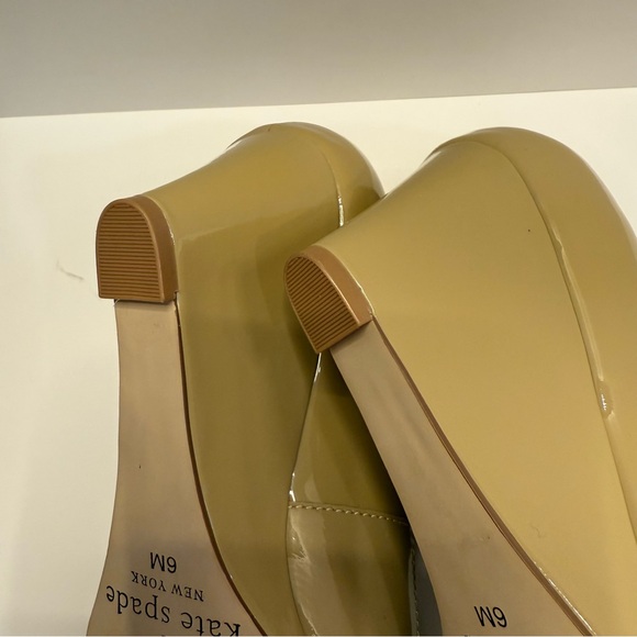 Kate Spade Tracey Nude Patent Peep Toe Wedge Bow Shoes Women’s 6 - Picture 7 of 10